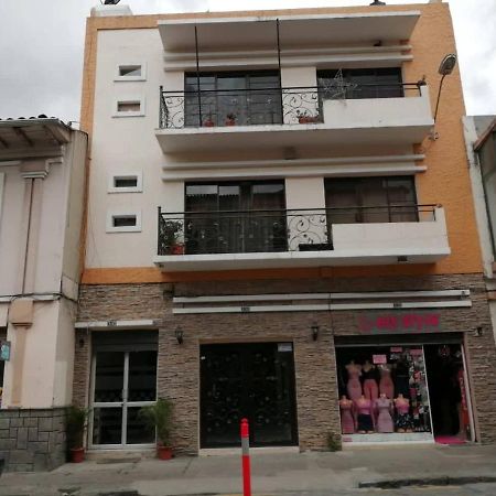 Hostal Nizza Cuenca Esterno foto