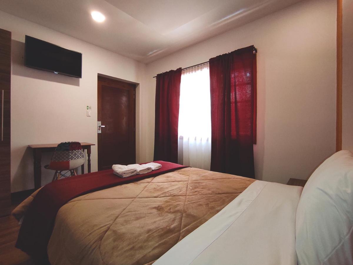 Hostal Nizza Cuenca Esterno foto