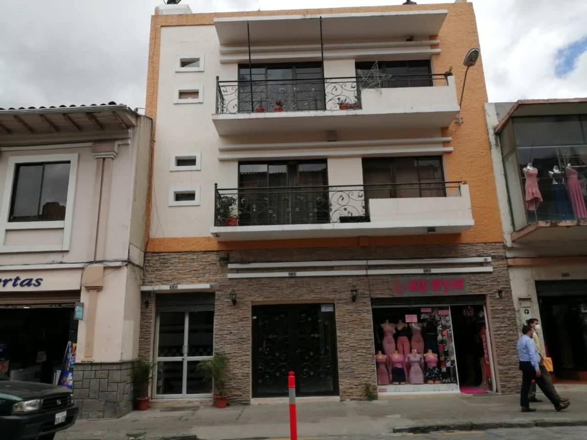 Hostal Nizza Cuenca Esterno foto